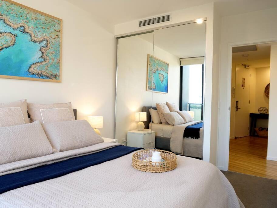 Modern 1 Brm Apartment With Pool Close To Beach 골드코스트 외부 사진